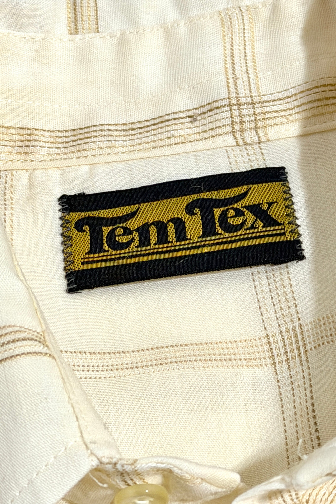 1980’S TEM TEX MADE IN USA THRASHED NEUTRAL CHECK WESTERN PEARL SNAP S/S B.D. SHIRT MEDIUM