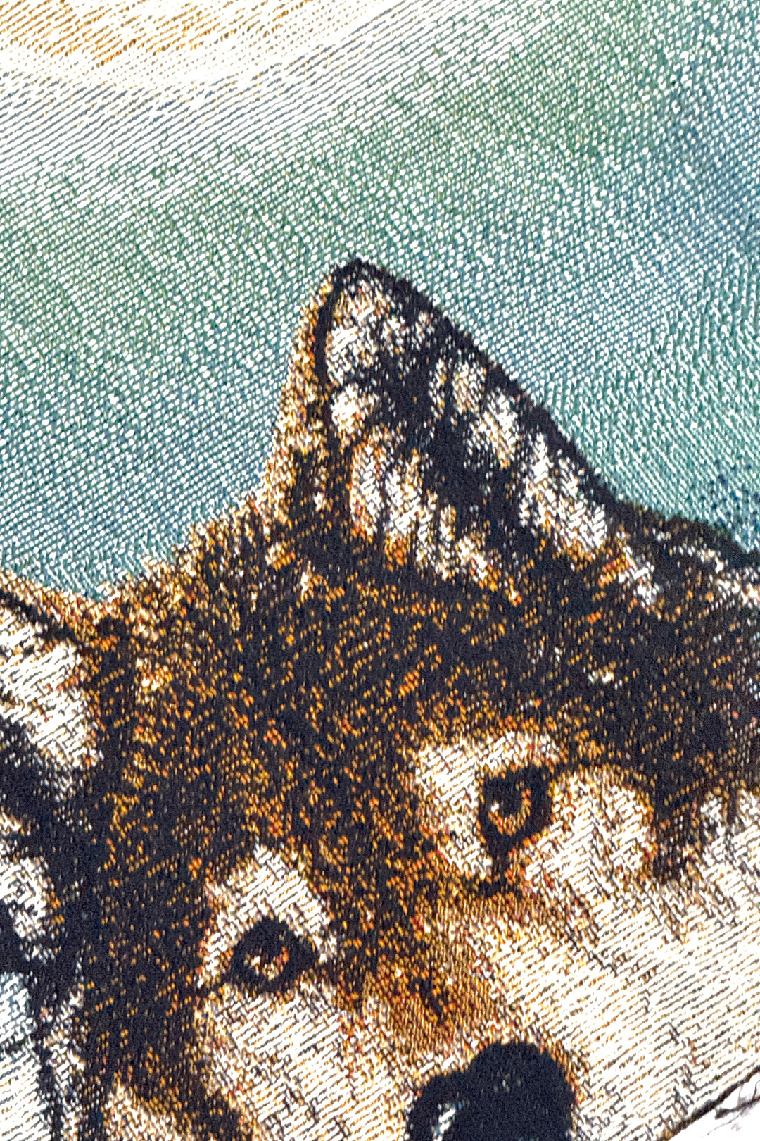 1990’S WOLF SCENE MADE IN USA CROPPED WOVEN TAPESTRY CLOTH FRINGED TUNIC SWEATER LARGE