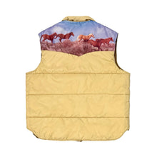 Cargar imagen en el visor de la galería, 1970’S SEARS MADE IN USA CROPPED WESTERN HORSES SUBLIMATION PRINT PUFFER VEST X-LARGE
