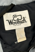 Load image into Gallery viewer, 1980’S WOOLRICH MADE IN USA CROPPED WINDBREAKER JACKET X-LARGE
