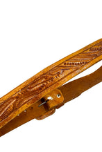 Load image into Gallery viewer, 1970’S FLORAL MADE IN USA WESTERN HAND TOOLED LEATHER BELT 34
