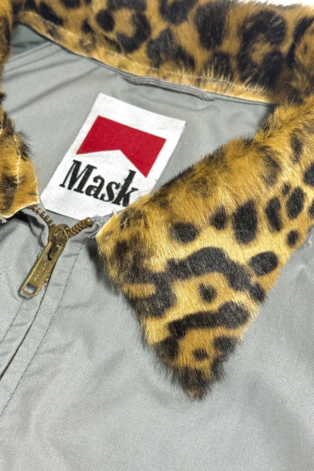 1970’S MASK MADE IN USA CROPPED FELIX THE CAT LEOPARD PRINT FUR COLLAR PATCHED RACING JACKET LARGE