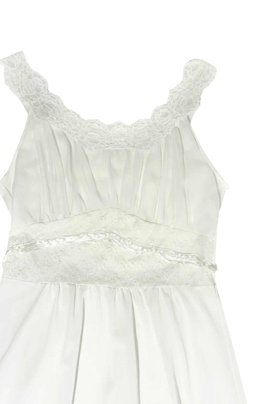 LATE 1950S/EARLY 1960s ETHEREAL MADE IN USA COQUETTE WHITE PUFF SLEEVE LACE PEIGNOIR &amp; NIGHTGOWN DRESS SET SMALL