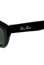 Cargar imagen en el visor de la galería, 1960’S B&amp;L RAY-BAN MADE IN USA INNERVIEW CAT EYE BLACK SUNGLASSES
