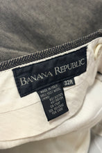 Load image into Gallery viewer, 1990’S BANANA REPUBLIC MADE IN ITALY HIGH WAISTED PLEATED PANTS 32 X 30
