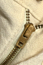 Cargar imagen en el visor de la galería, 1970’S LEVI’S 517 STAPREST WHITE MADE IN USA BOOTCUT PANTS 34 X 28
