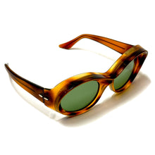 Load image into Gallery viewer, 1960’S FOSTER GRANT MADE IN USA TORTOISE SHELL CAT EYE SUNGLASSES
