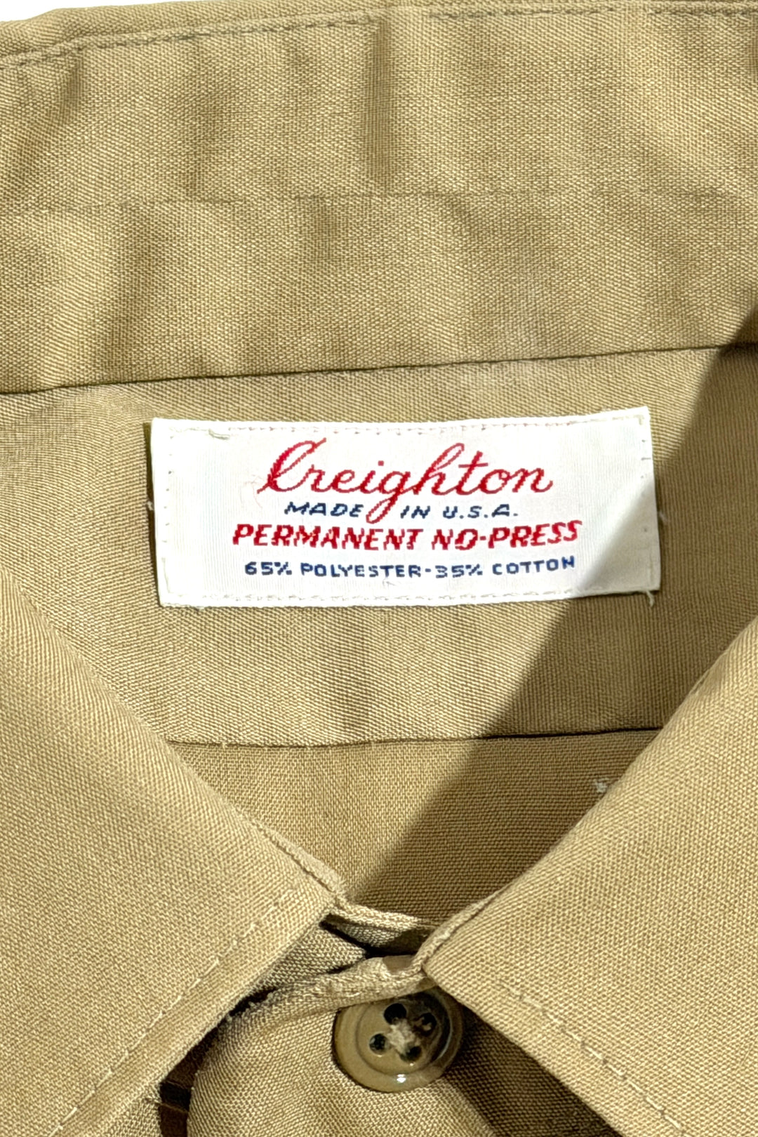 1960’S CREIGHTON MADE IN USA CROPPED KHAKI TWO POCKET L/S B.D. WORK SHIRT MEDIUM
