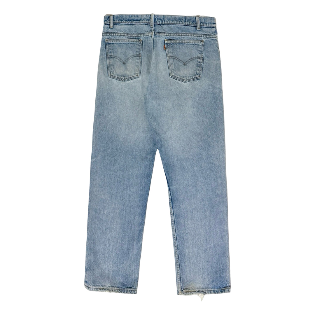 1980’S LEVI’S 505 ORANGE TAB MADE IN USA THRASHED & REPAIRED LIGHT WASH DENIM JEANS 36 X 30