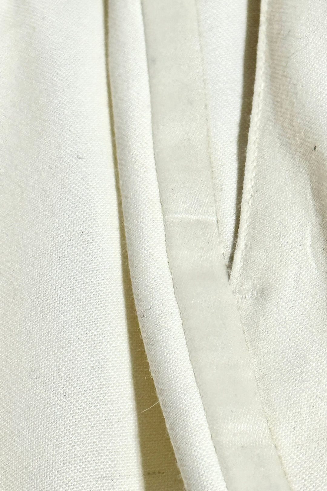 1970’S DEADSTOCK MONTE CRISTO “COPA” IVORY FLARED LEG TUXEDO SUIT 42R