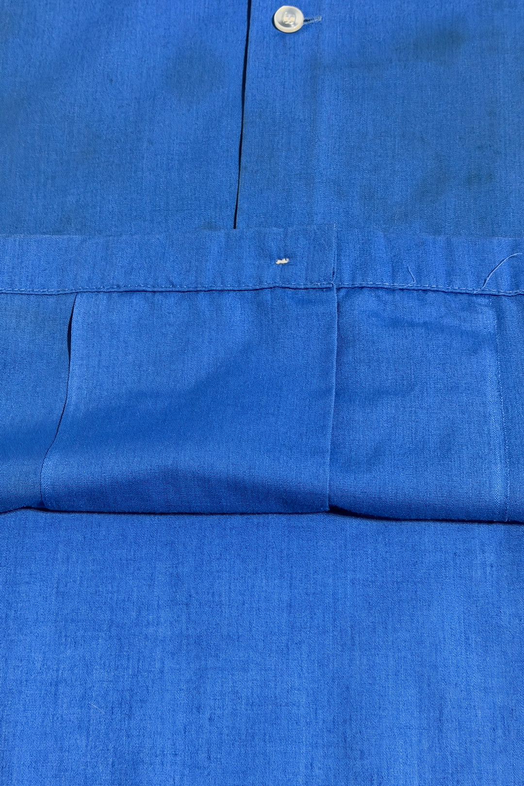 1970’S HILTON MADE IN USA THRASHED &amp; FADED BLUE CROPPED SELVEDGE “CENTURY PIZZA” CHAINSTITCHED LOOP COLLAR S/S B.D. SHIRT X-LARGE