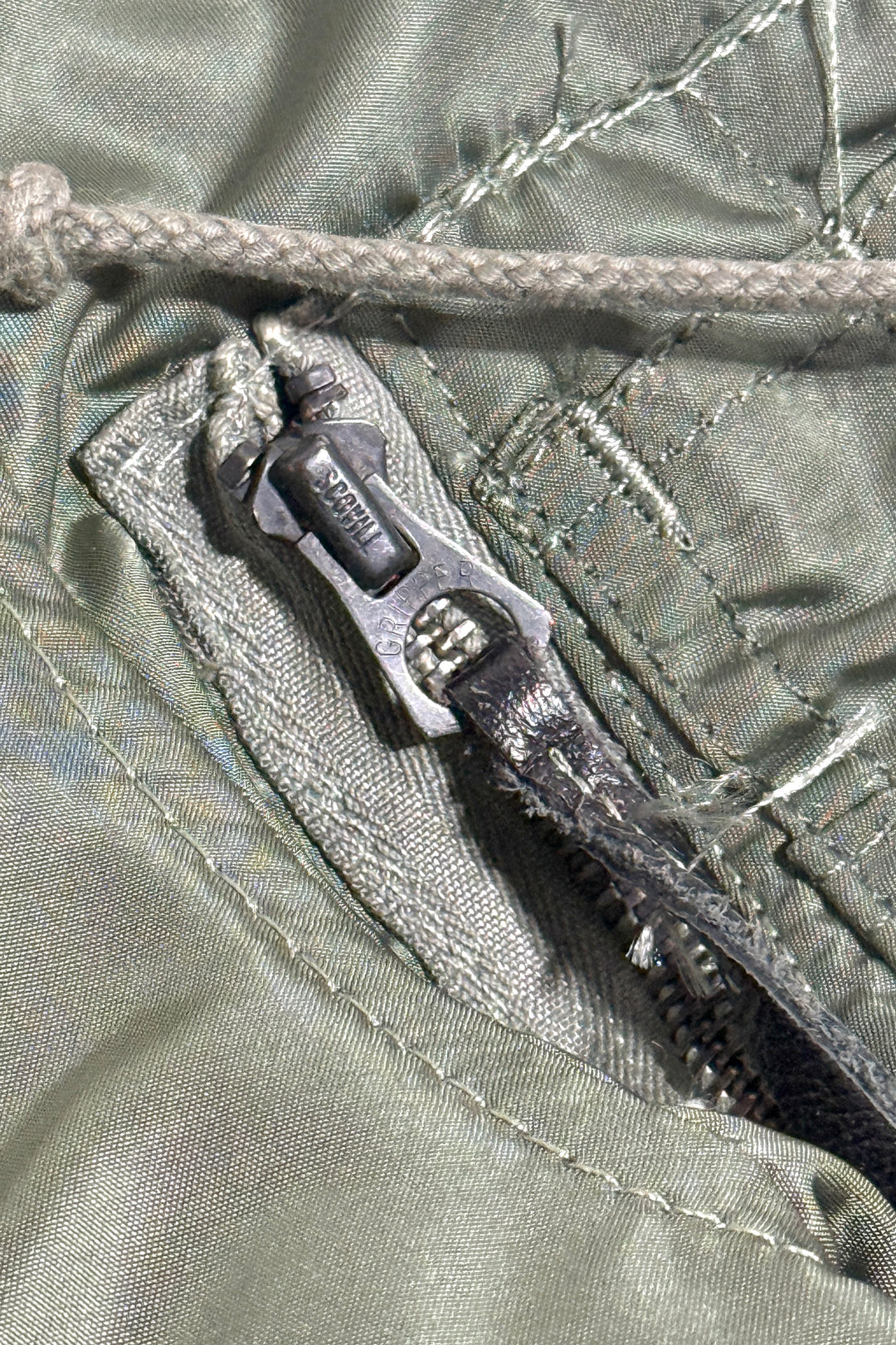 1980’S ALPHA INDUSTRIES MADE IN USA  AIR FORCE N-2B CROPPED PILOTS JACKET MEDIUM