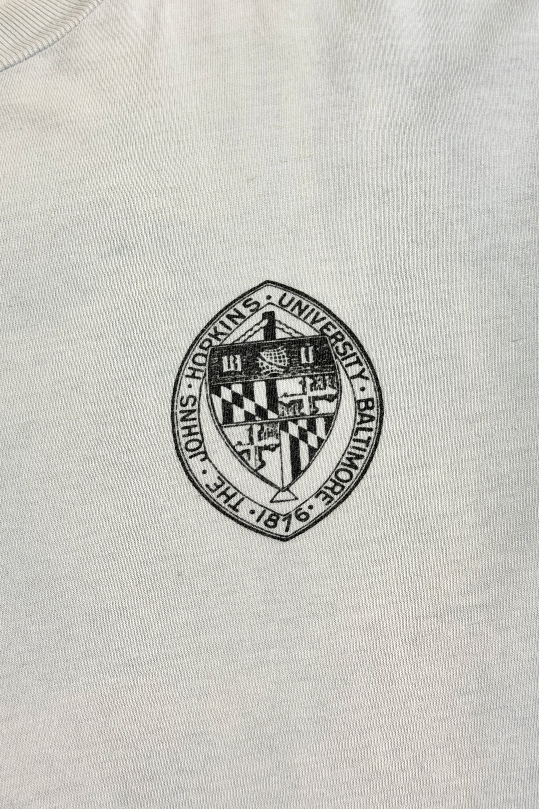 1990’S JOHNS HOPKINS MADE IN ITALY “SCHOOL FOR ADVANCED INTERNATIONAL STUDIES” SINGLE STITCH L/S T-SHIRT X-LARGE