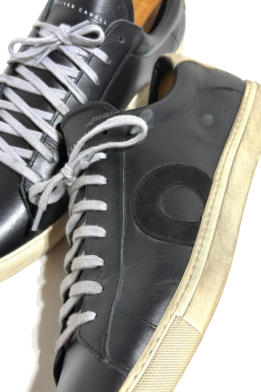 2000’S OLIVER CABELL MADE IN ITALY BLACK &amp; WHITE BUFFED LEATHER TENNIS SHOES EU46 / US 12