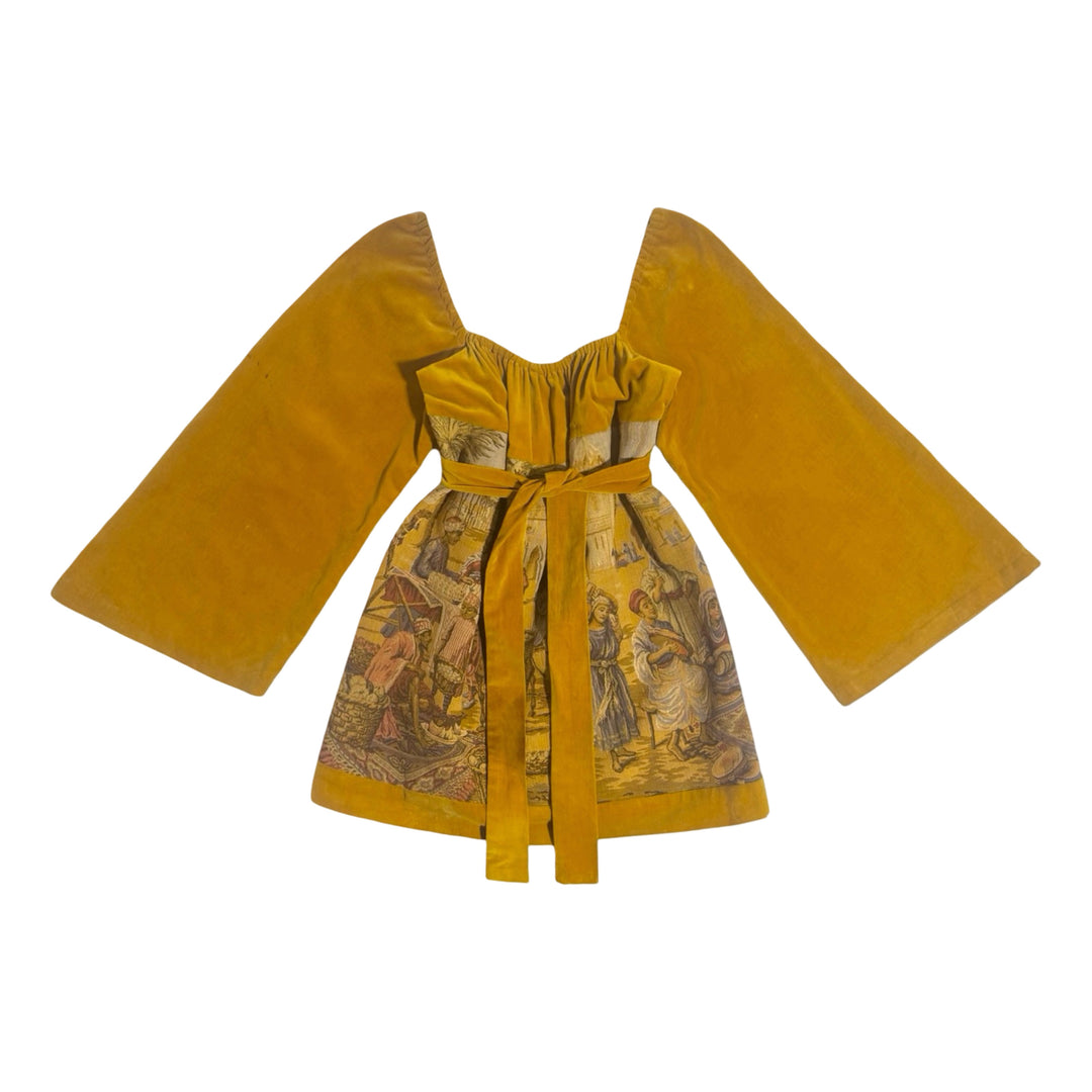 1960’S SCENIC FRENCH MARKET TAPESTRY MADE IN USA GOLDEN MUSTARD VELVET &amp; BELL-SLEEVE RENAISSANCE REVIVAL MINI GOWN SMALL