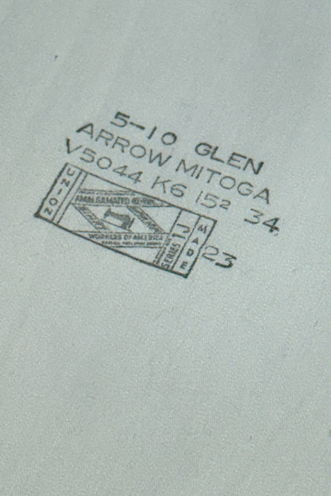 1960’S ARROW UNION MADE IN USA WHITE SHORT COLLAR L/S B.D. SHIRT LARGE