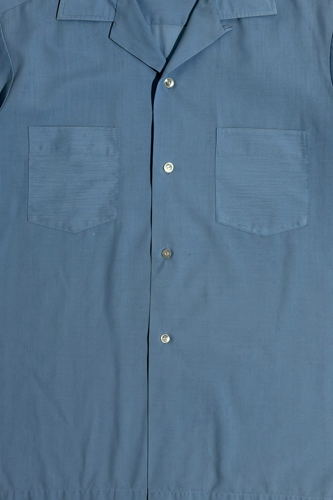 1960’S PENNEY’S TOWNCRAFT MADE IN USA CROPPED SELVEDGE SKY BLUE LOOP COLLAR S/S B.D. SHIRT LARGE
