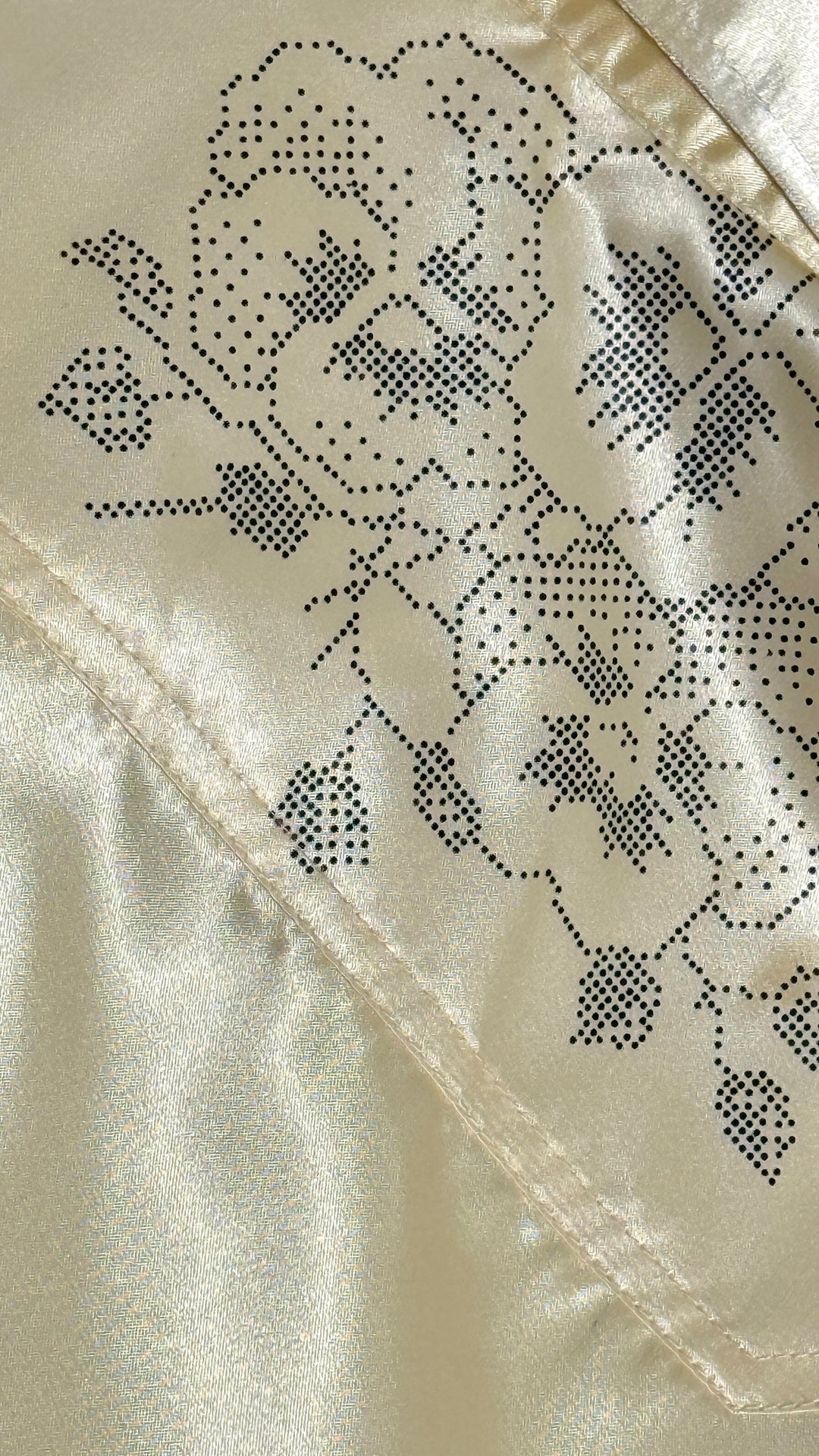 1970’S FLAMINGO MADE IN USA CROPPED SATIN FLORAL PRINT WESTERN PEARL SNAP JACKET LARGE