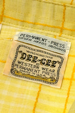 Load image into Gallery viewer, 1950’S DEADSTOCK DEE CEE MADE IN USA CROPPED PLAID WESTERN PEARL SNAP L/S B.D. SHIRT MEDIUM
