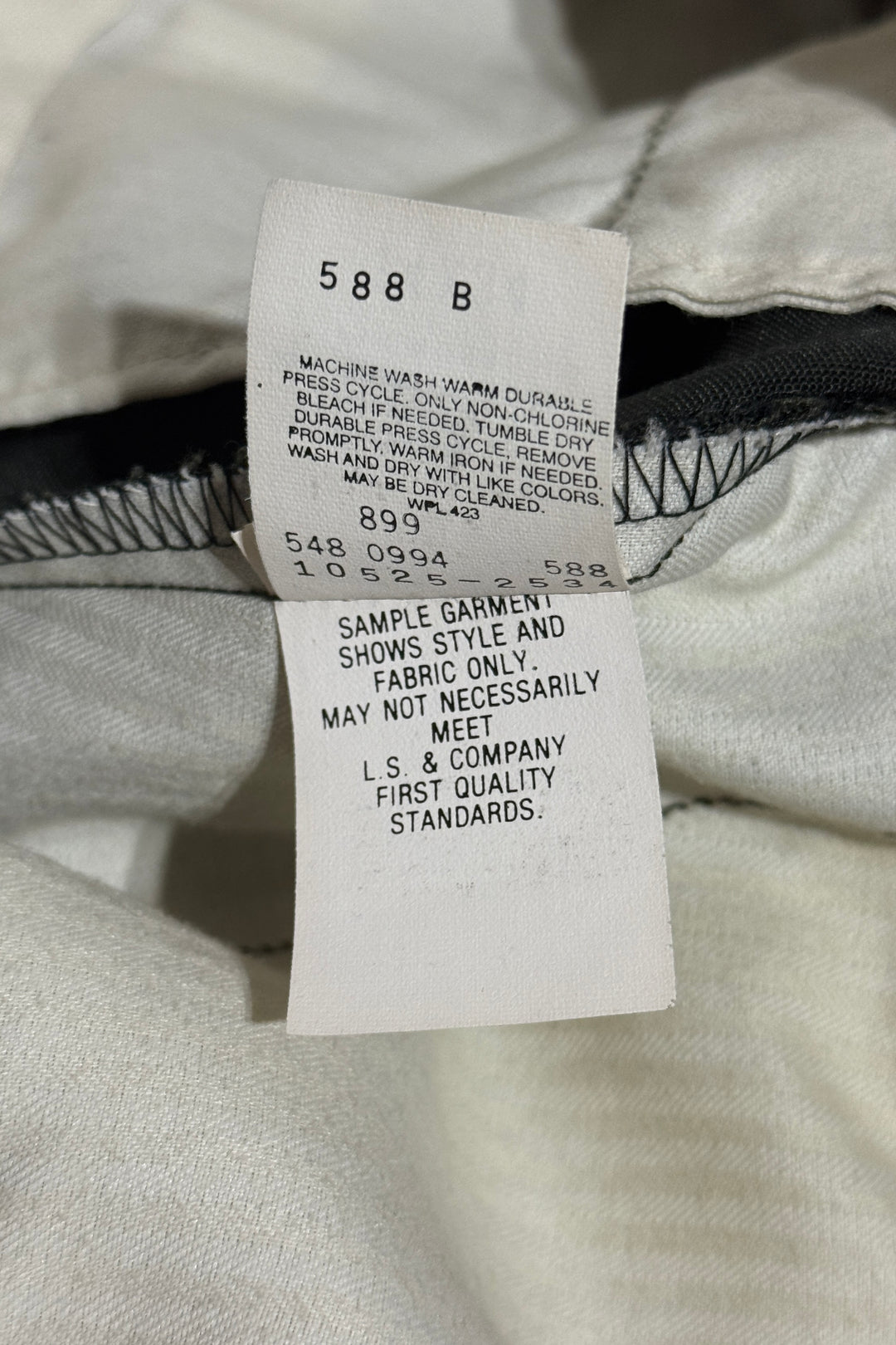 1990’S LEVI’S MADE IN USA HIGH WAISTED PLEATED SHARKSKIN OLIVE WOOL TROUSER PANTS 34 X 28