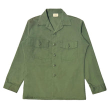 Load image into Gallery viewer, 1980’S US ARMY OG-507 OLIVE SELVEDGE L/S B.D. SHIRT MEDIUM
