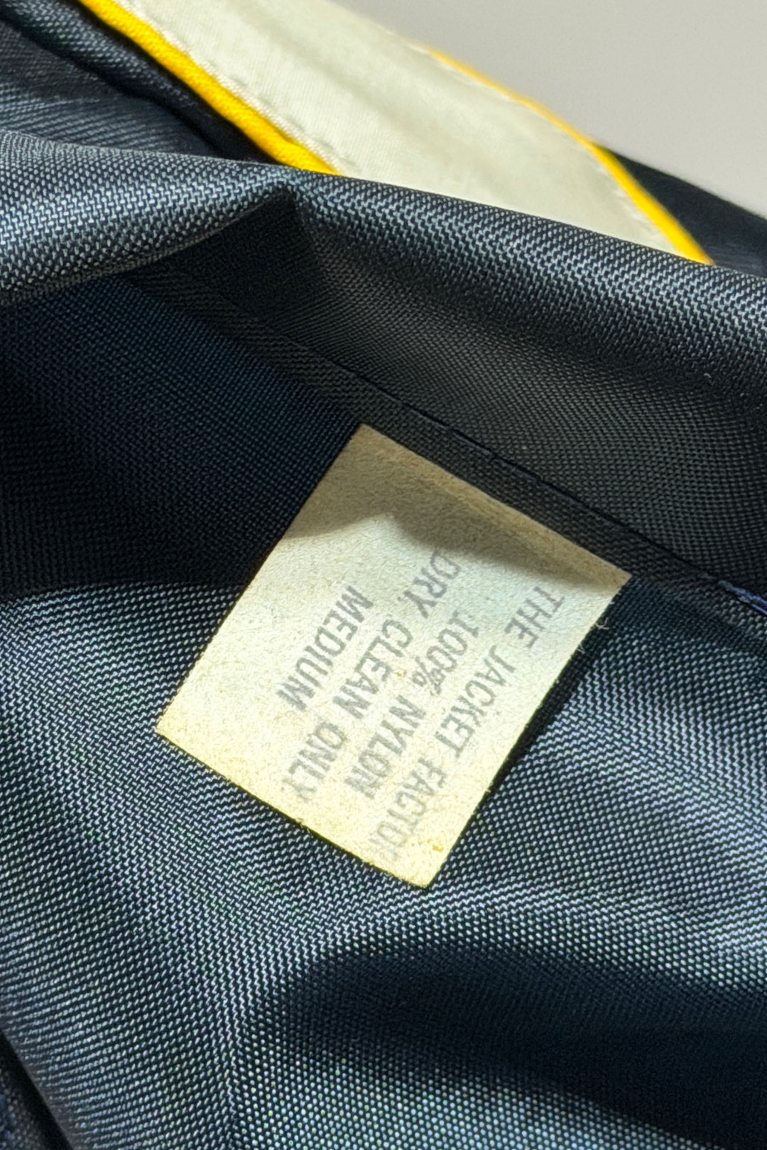 1970’S THE JACKET FACTORY MADE IN USA CROPPED CONTRAST STRIPED SATIN NAVY “GOODYEAR TIRES” RACING JACKET LARGE