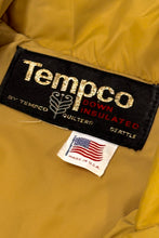 Load image into Gallery viewer, 1970’S TEMPCO MADE IN USA CROPPED WESTERN QUILTED GOOSE DOWN BOMBER JACKET MEDIUM
