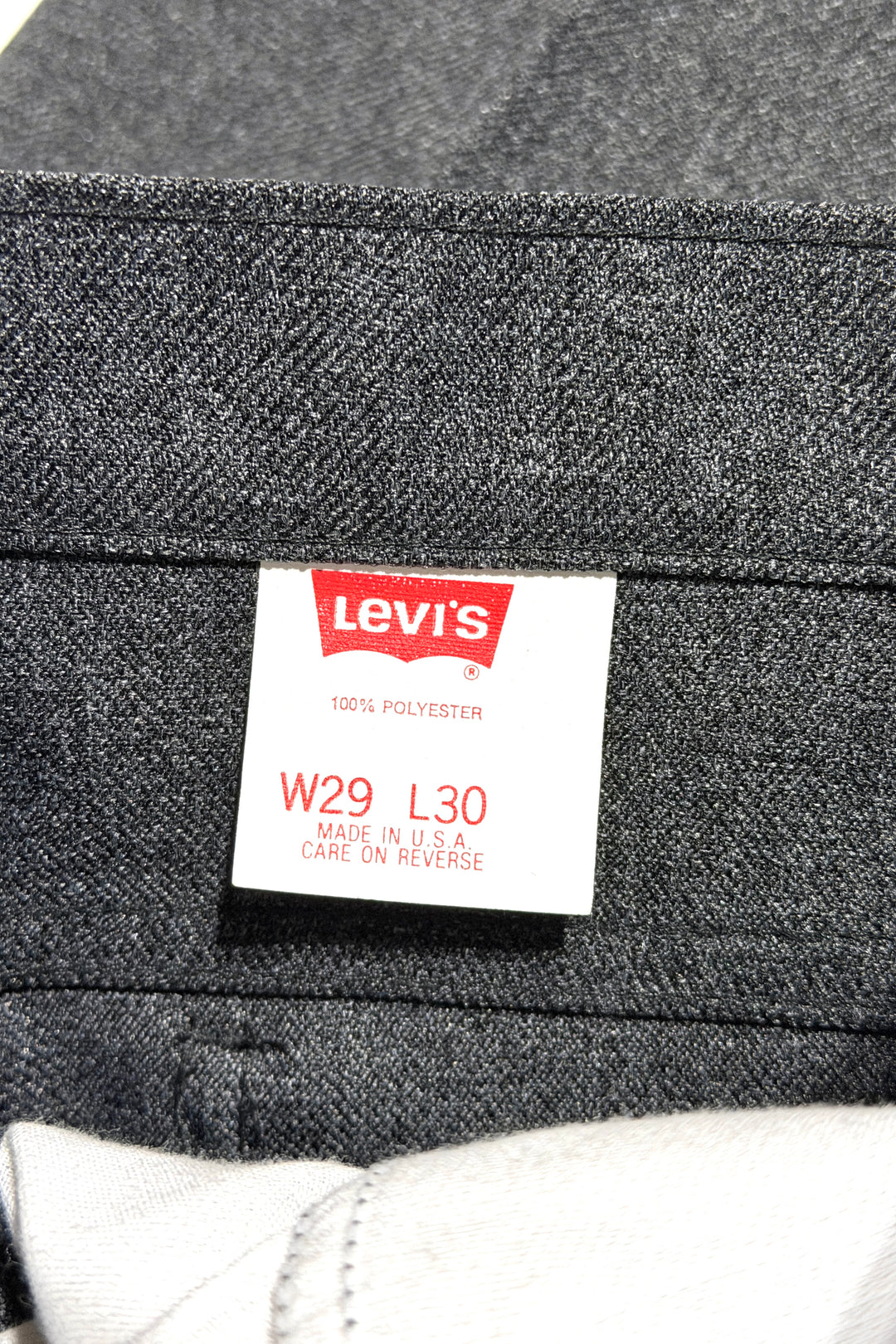 1990’S DEADSTOCK LEVI’S STAPREST 517 MADE IN USA CHARCOAL GRAY WESTERN BOOTCUT PANTS 28 X 30