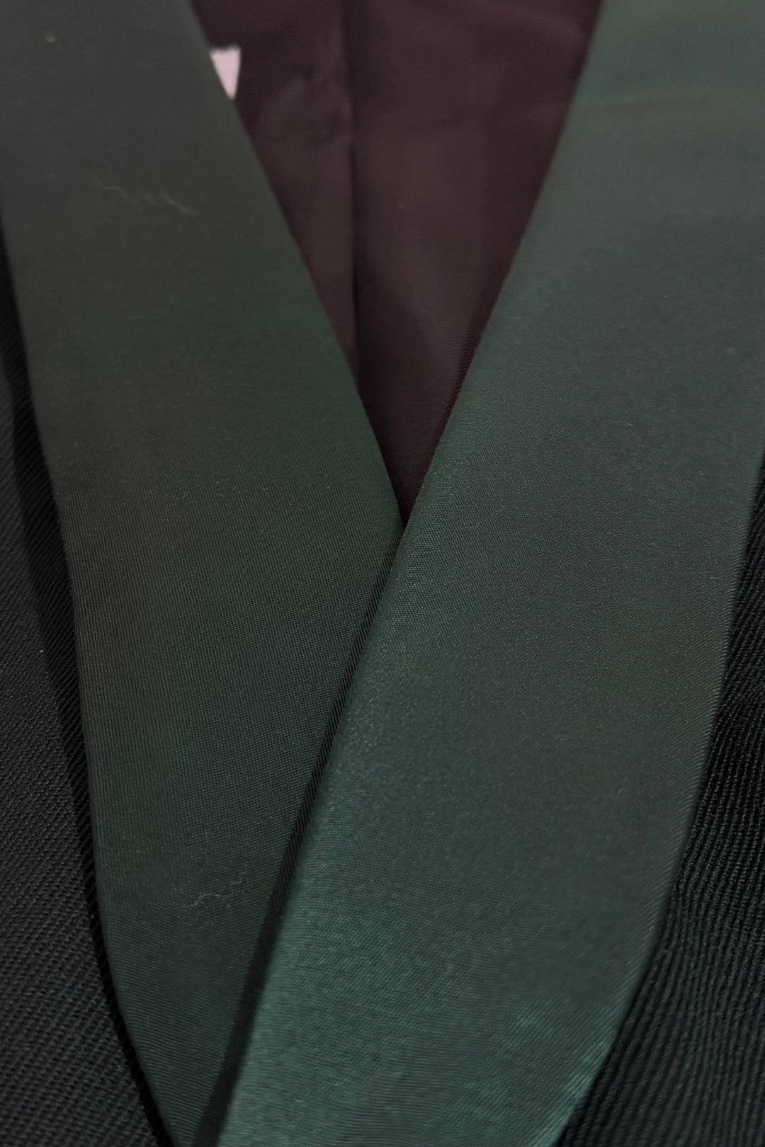 1940’S OSTWALD UNIFORMS NEW YORK UNION MADE IN USA DARK GREEN SATIN SHAWL COLLAR WHIPCORD WOOL TWILL TUXEDO JACKET MEDIUM