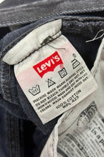 Cargar imagen en el visor de la galería, 1990’S LEVI’S 501 BLACK DENIM JEANS 30 X 28
