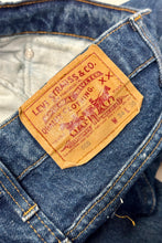 Load image into Gallery viewer, 1980’S LEVI’S MADE IN USA 505 DARK WASH DENIM JEANS 34 X 30
