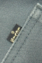 Cargar imagen en el visor de la galería, 1970&#39;S LEVI’S 517 STAPREST DARK GREY COWBOY CUT PANTS 34 X 32
