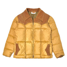 Load image into Gallery viewer, 1970’S COMFY MADE IN USA THRASHED CROPPED WESTERN QUILTED GOOSE DOWN BOMBER JACKET MEDIUM
