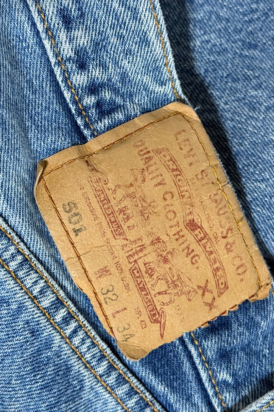 1990’S LEVI’S 501 PERFECT LIGHT WASH DENIM JEANS 32 X 34