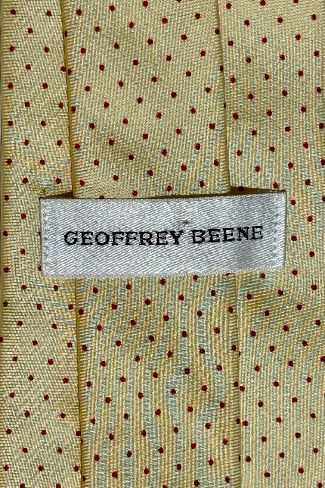 1990’S GEOFFREY BEENE MADE IN USA 100% ITALIAN SILK POLKA DOT PRINTED NECKTIE