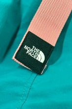 Cargar imagen en el visor de la galería, 2000’S THE NORTH FACE 5.5 INCH BELTED HIKING SHORTS SMALL
