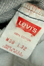 Load image into Gallery viewer, 1990&#39;S LEVI’S 550 ORANGE TAB MADE IN USA GREY DENIM JEANS 34 X 30
