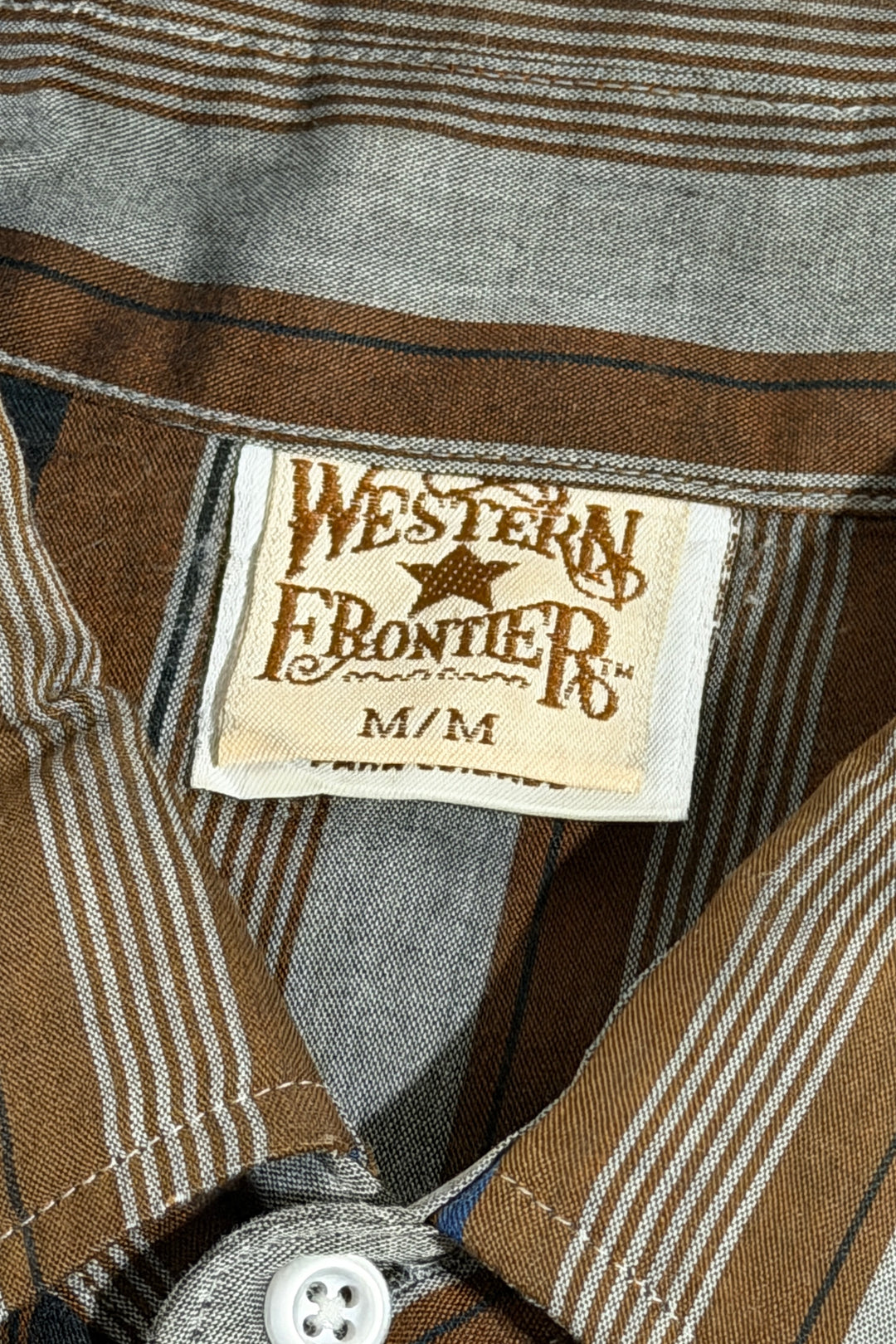 1980’S WESTERN FRONTIER MADE IN USA THRASHED BROWN STRIPED PEARL SNAP S/S B.D. SHIRT MEDIUM