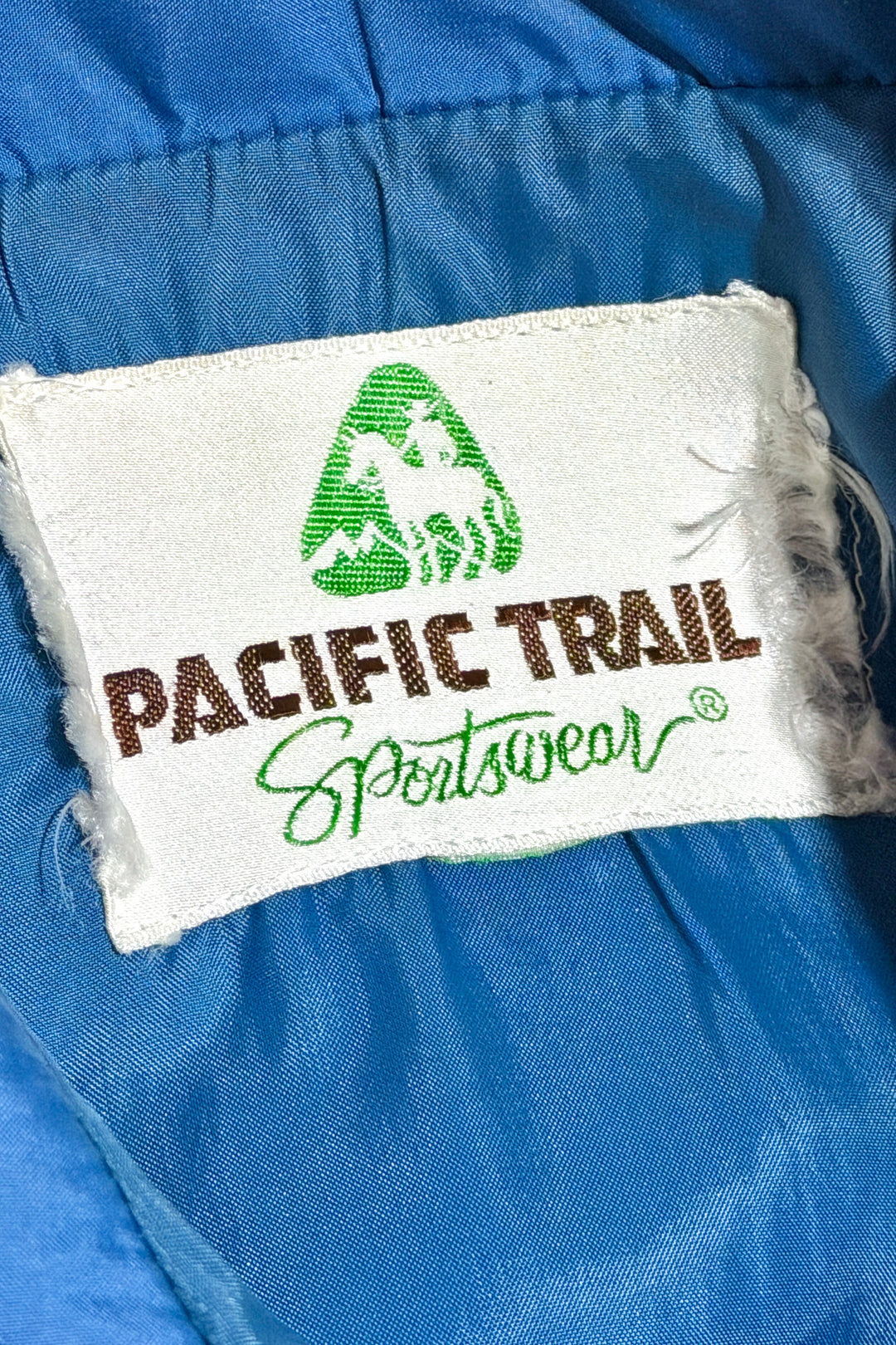 1970’S PACIFIC TRAIL MADE IN USA CROPPED BLUE INSULATED SKI TRUCKER JACKET LARGE