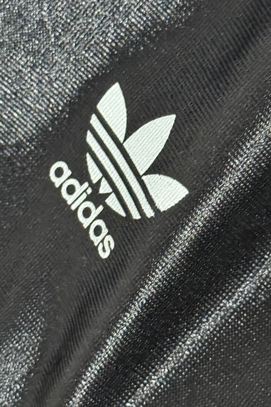 1990’S DEADSTOCK ADIDAS MADE IN USA PADDED SATIN 8” SOCCER SHORTS MEDIUM