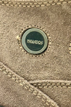 Load image into Gallery viewer, 1990’S NEVADOS SUEDE HIKING BOOTS M13
