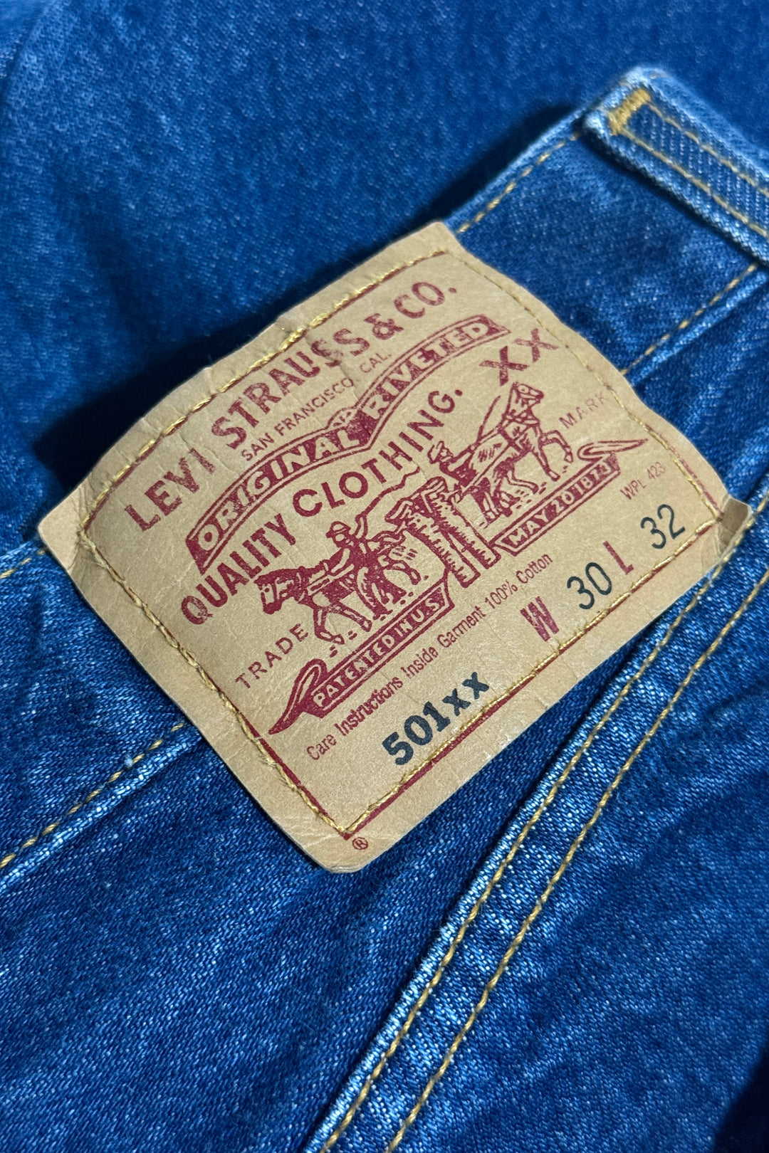 1990’S LEVI’S 501 DARK WASH DENIM JEANS 28 X 30