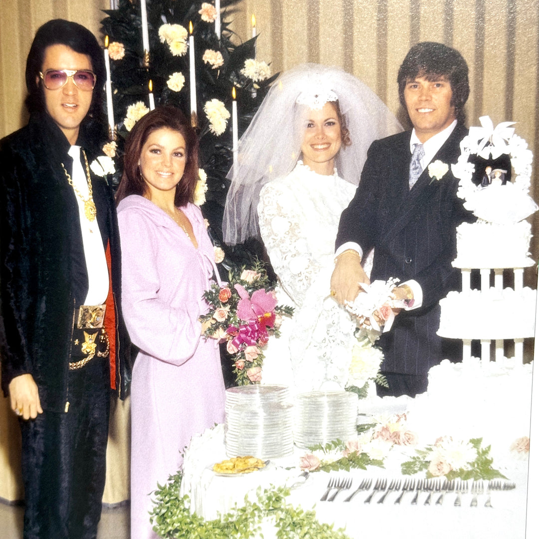 ELVIS PRESLEY THE UNSEEN ARCHIVES BOOK