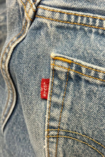 Load image into Gallery viewer, 1990’S LEVI’S 501 PERFECT WASH DENIM JEANS 32 X 28
