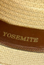 Cargar imagen en el visor de la galería, 1960’S YOSEMITE MADE IN USA STRAW COWBOY HAT 6 3/4
