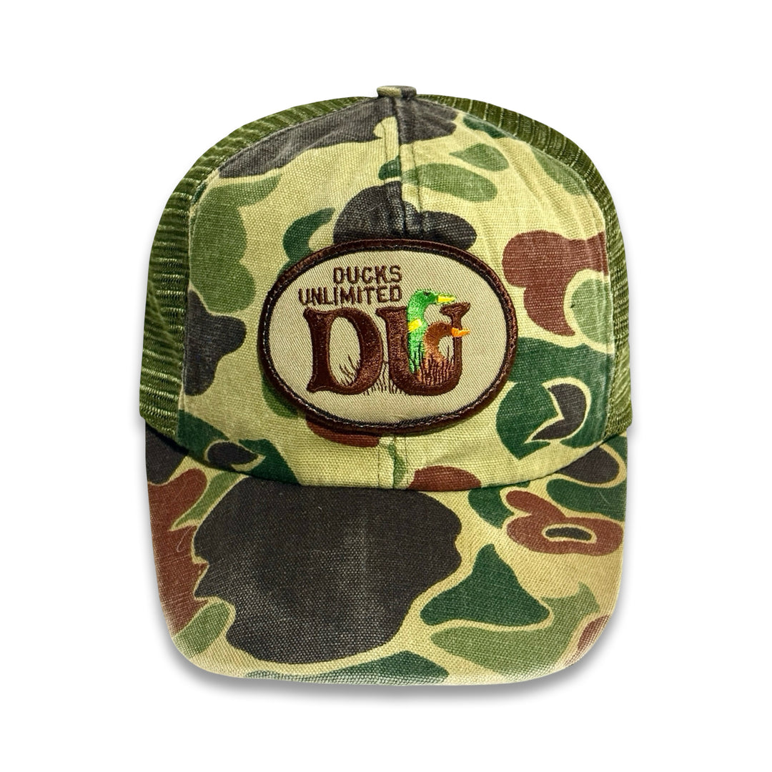 1980’S DUCKS UNLIMITED FADED & THRASHED HUNTING CAMO MESH TRUCKER HAT