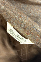 Load image into Gallery viewer, 1970’S DEADSTOCK OLEG CASSINI UNION MADE IN USA SUEDE PATCHED TWEED SPORT COAT BLAZER 42R
