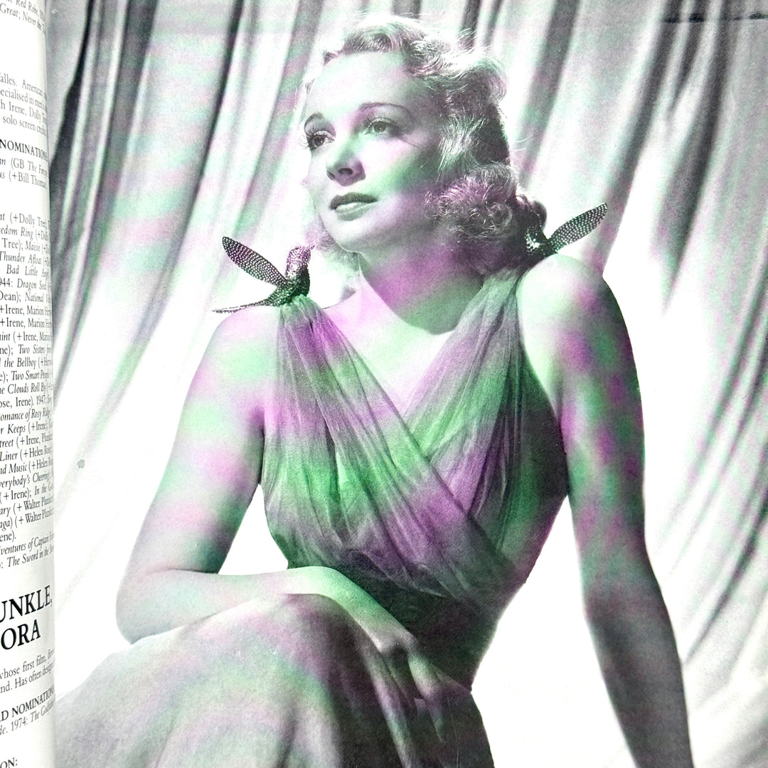 COSTUME DESIGN IN THE MOVIES BOOK