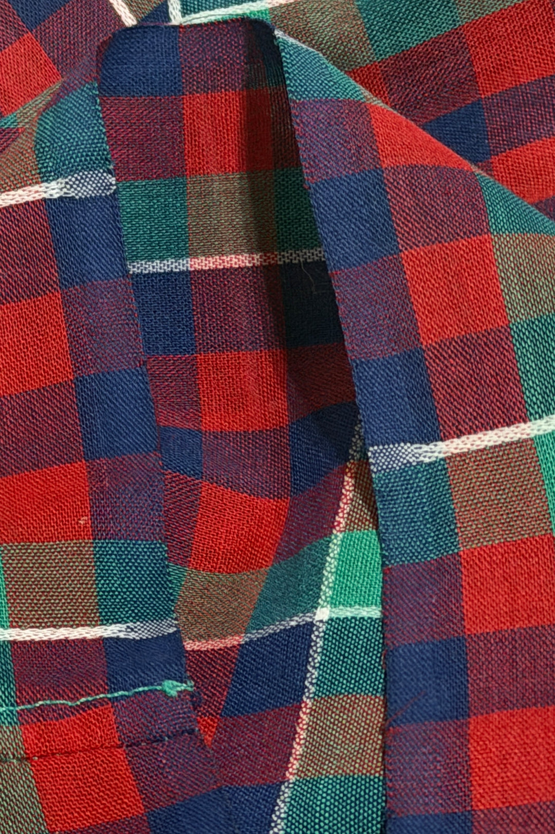 1960’S PLAID MADE IN USA CROPPED SELVEDGE LOOP COLLAR S/S B.D. SHIRT X-LARGE