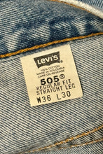 Load image into Gallery viewer, 1980’S LEVI’S 505 STRAIGHT LEG LIGHT WASH JEANS 36 X 30
